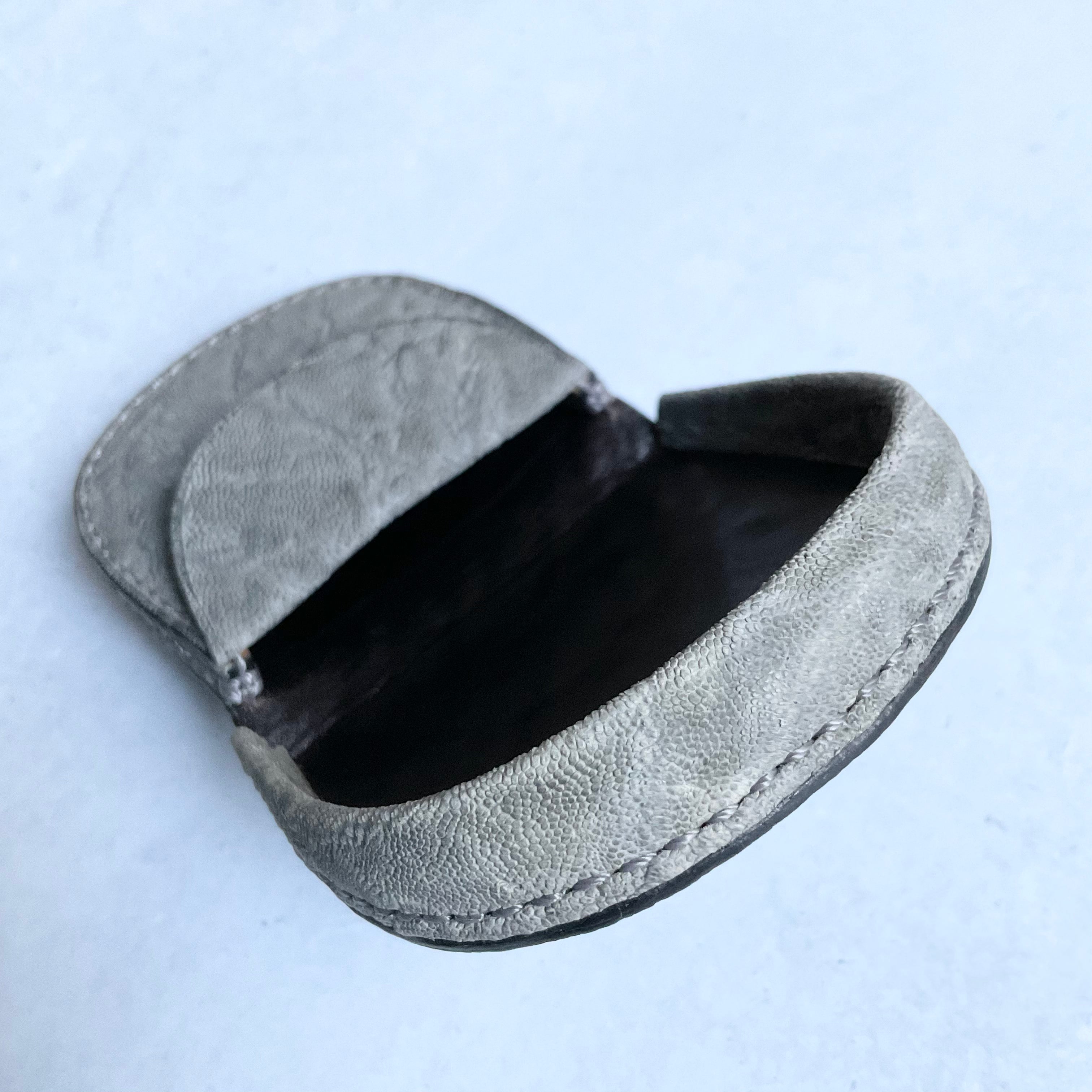 一点モノ コレクション<br>リアル エレファント<br>馬蹄型 小銭入れ / コインケース