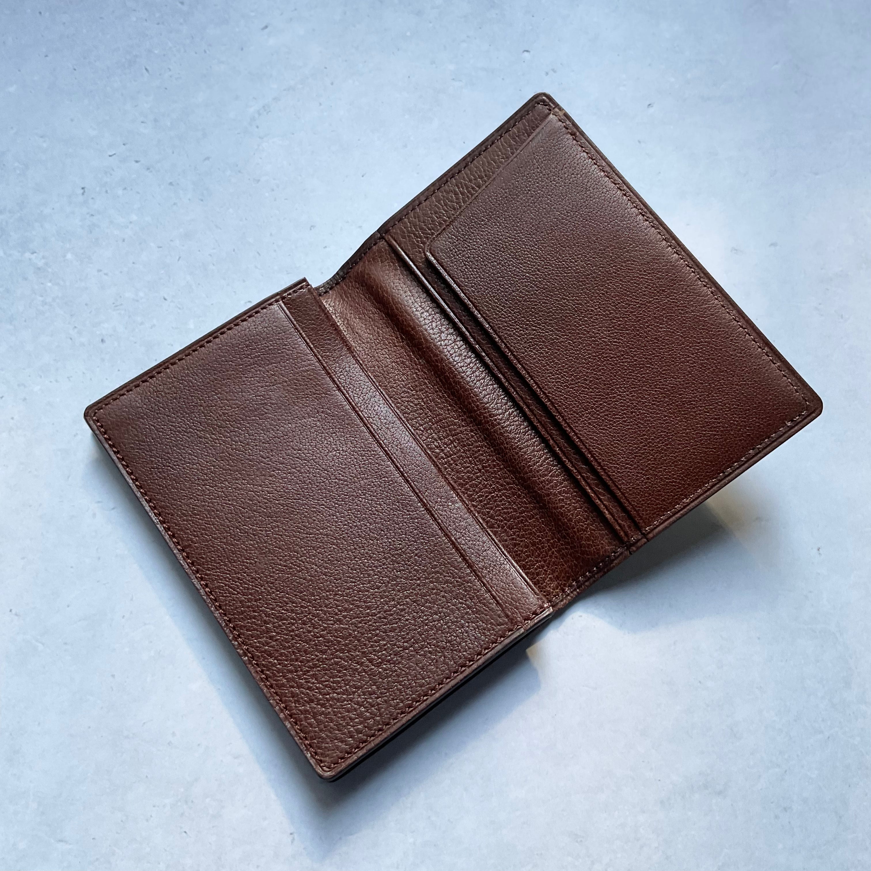 一点モノ コレクション<br>リアル マットスモールクロコ<br>名刺入れ 通しマチ