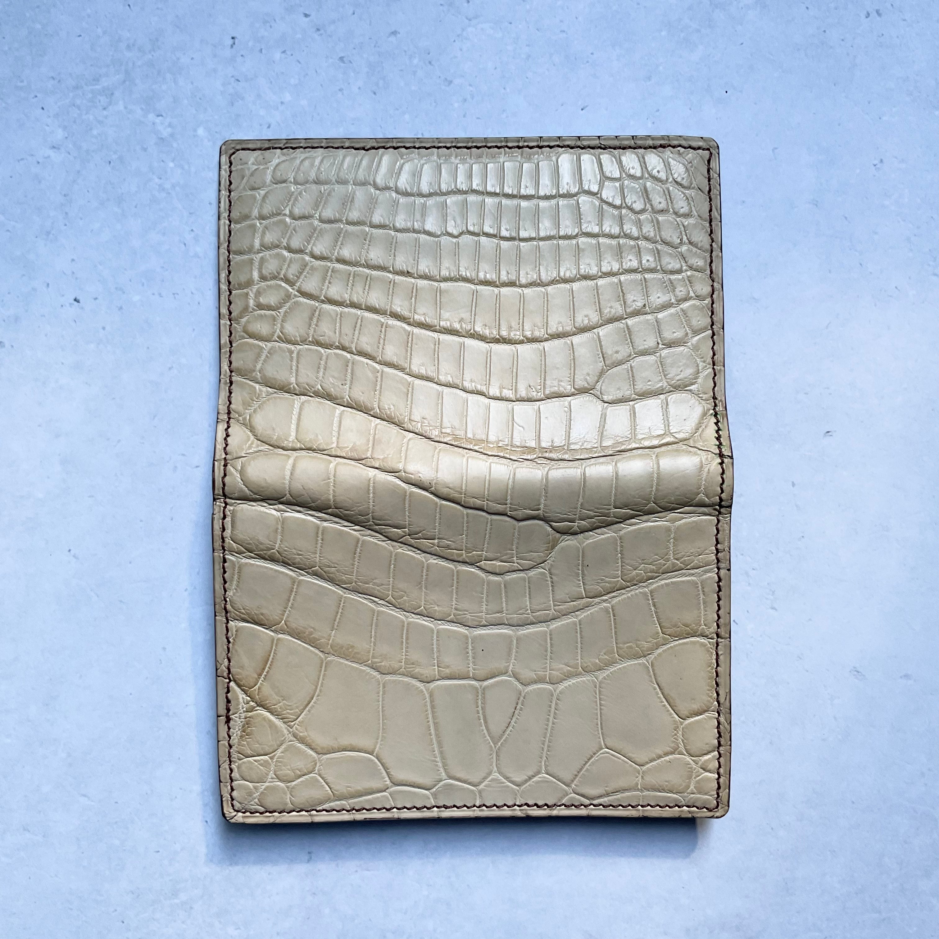 一点モノ コレクション<br>リアル マットスモールクロコ<br>名刺入れ 通しマチ