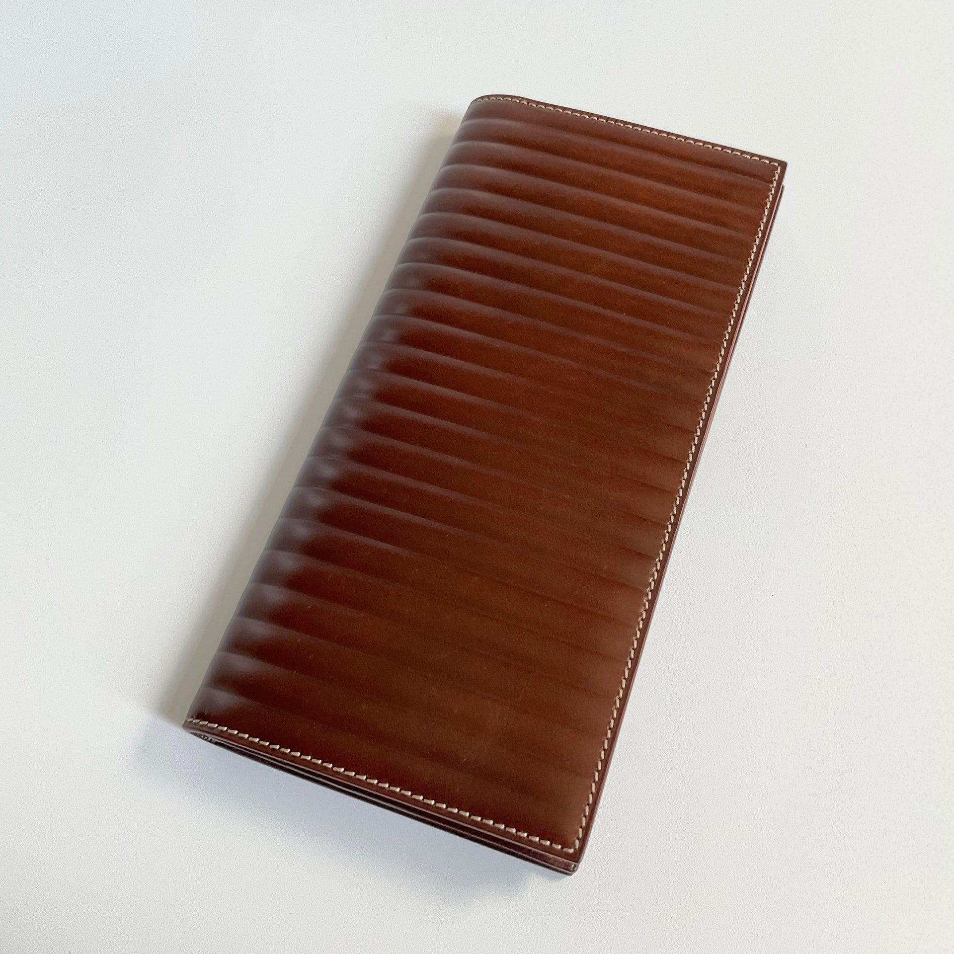 一点モノ コレクションレーデルオガワ コードバン長札入れ
