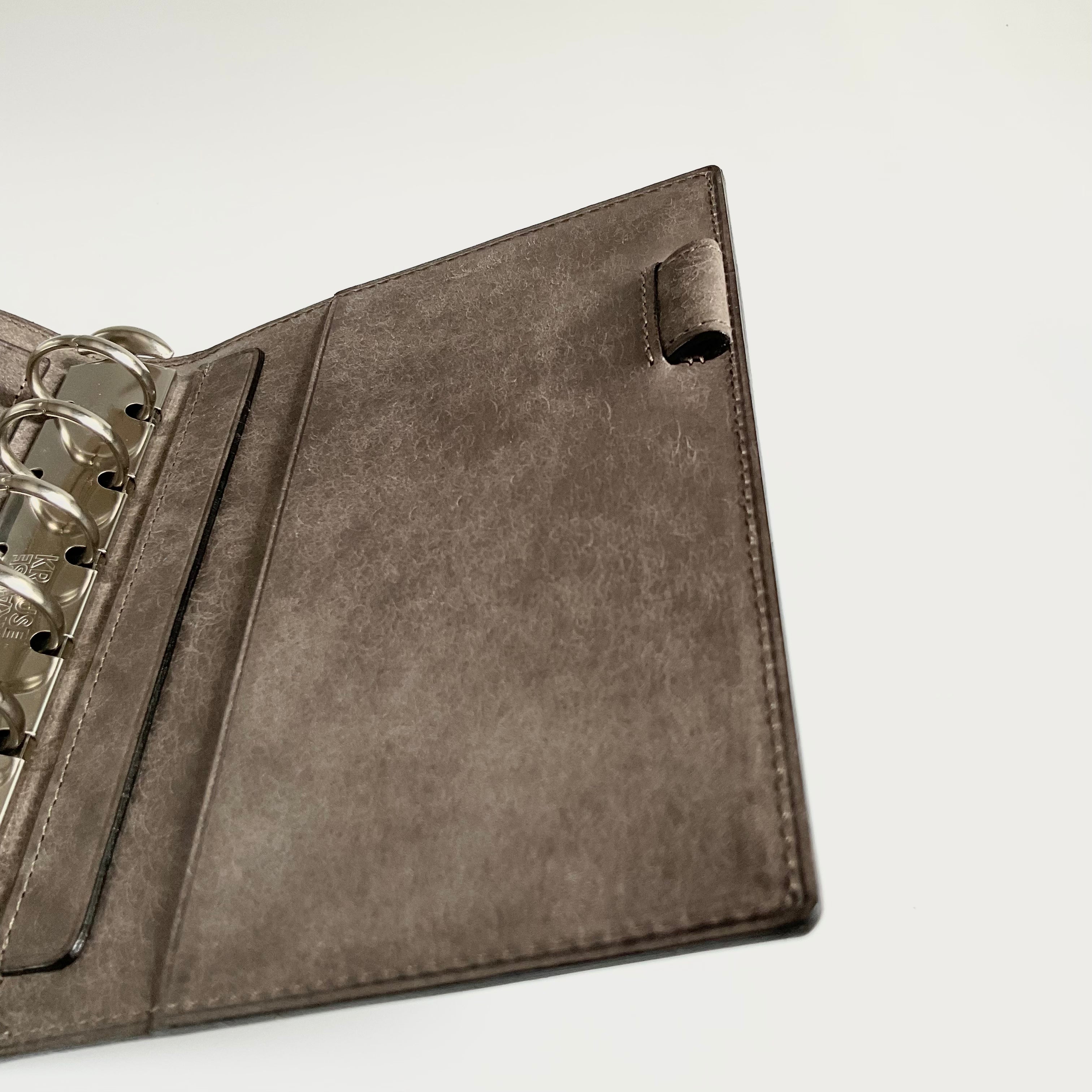 LOAPAD コードバン<br>ミニ６ 20mm ノート<br>可動式ペンホルダー<br>シルバーリング